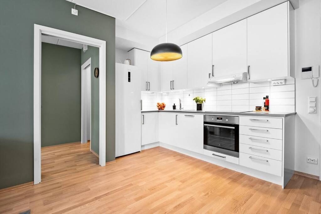 New In Helsfyr Oslo, Near Central *